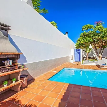 Sleeps 4 With Pool Air Con And Wifi Villa *